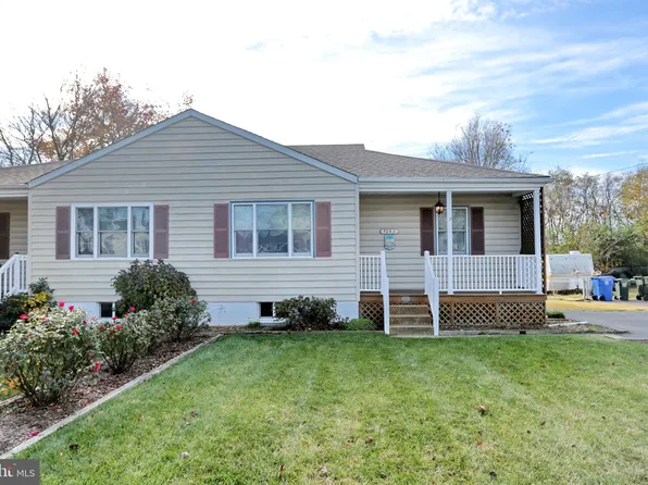 705 Worcester St, La Plata, MD 20646