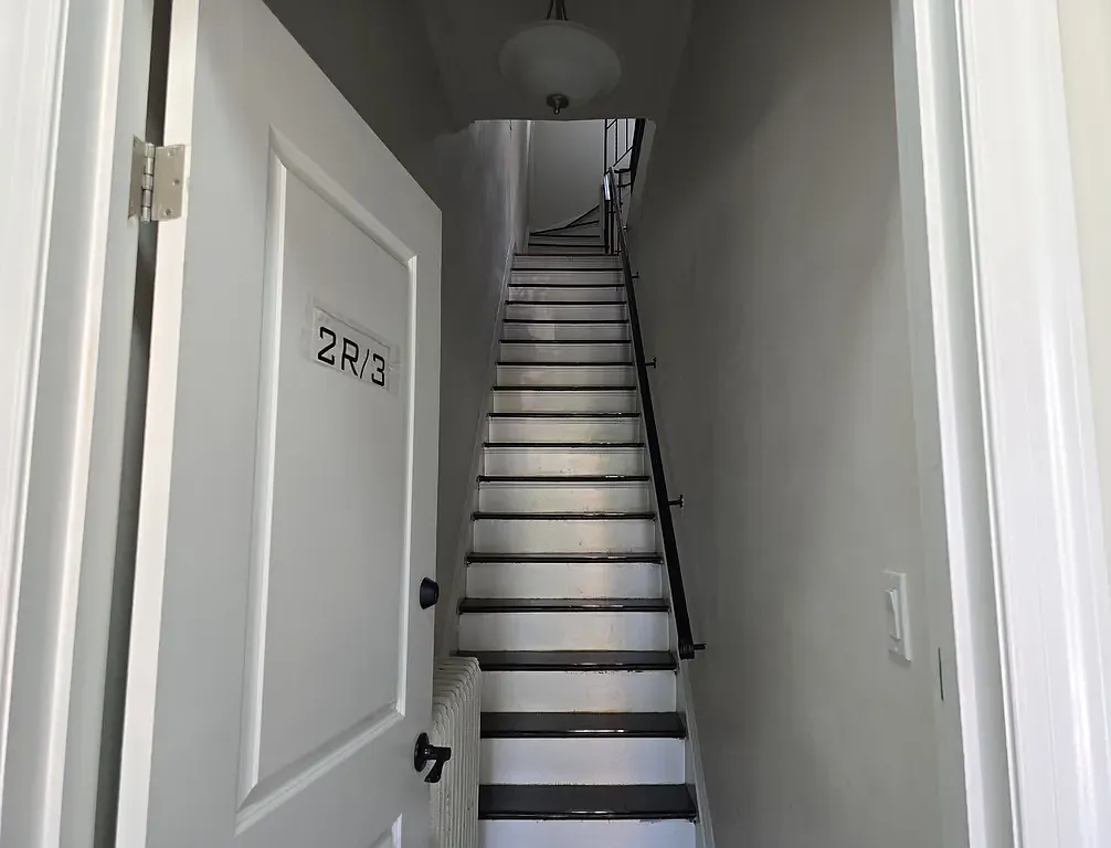 4 bed, 1800 sqft, $3,300 — Photo 4