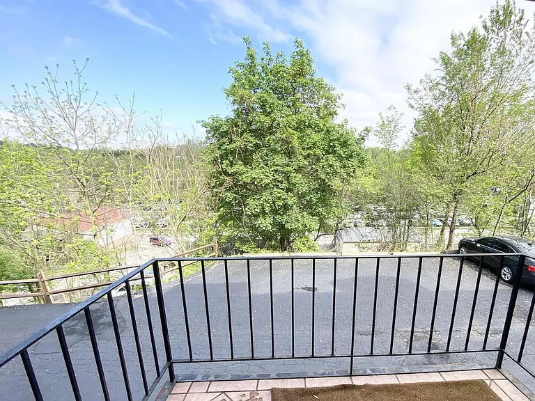 3260 Waverly St — Photo 10