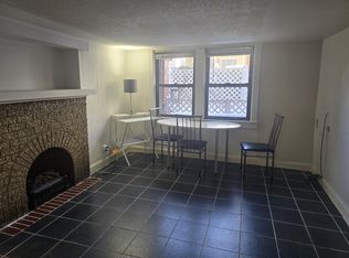 1647 W Fletcher St #G, Chicago, IL 60657