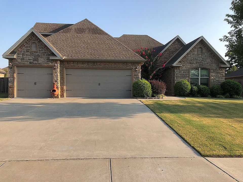 1st image of 3302 SW Silverleaf Ave