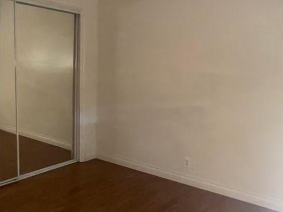 4th image of 610 E Palmyra Ave #1