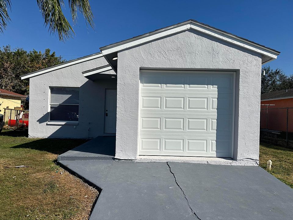 1st image of 314 Carissa Drive