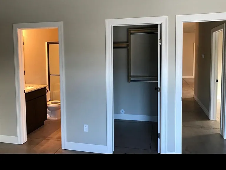 4843 N Hillside Ct #4843 — Photo 10