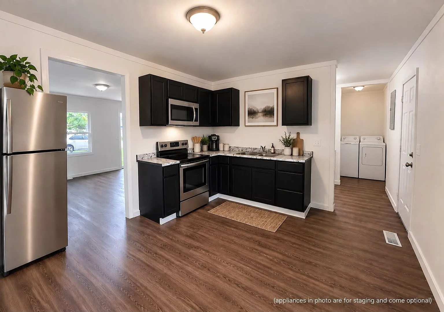 For Lease — Photo 2