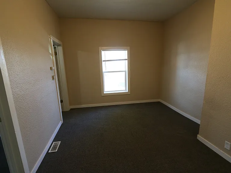 1409 Jefferson St — Photo 5