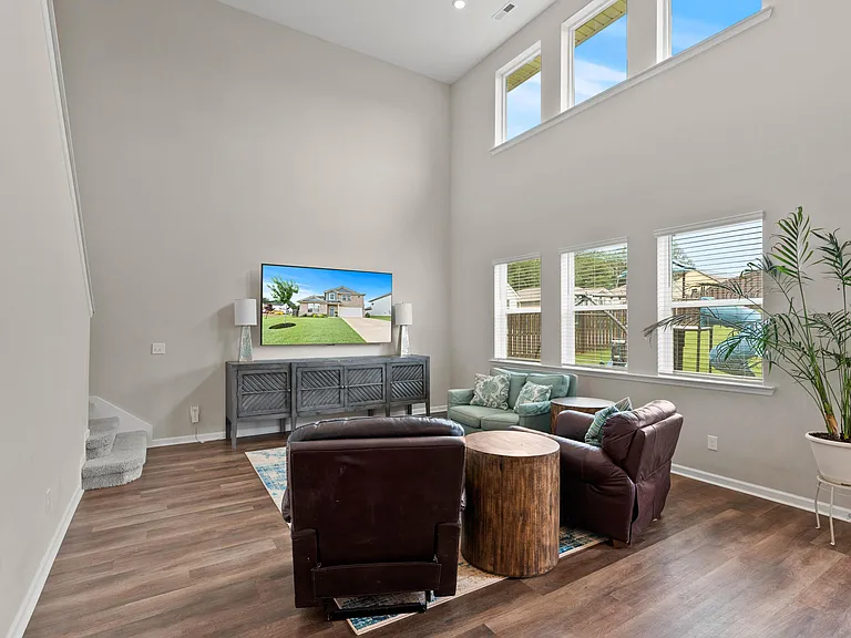 100 Shirley Harris Dr — Photo 5