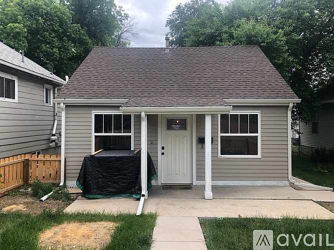 1st image of 761 9th Ave