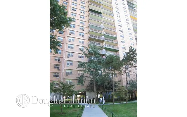 Sold by Douglas Elliman | media 7