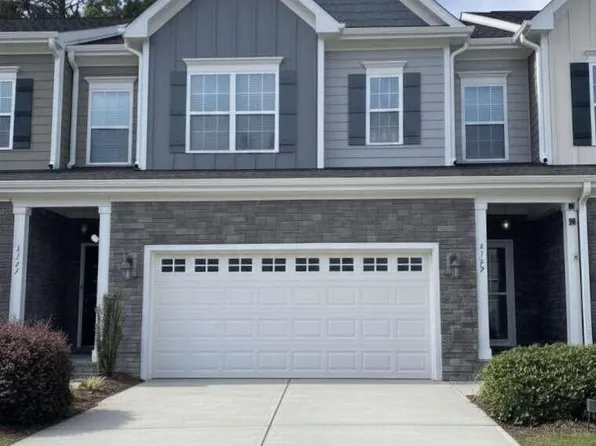 2729 Masonboro Ferry Dr, Apex, NC 27502