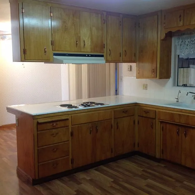 3 bed, 1232 sqft, $2,350 — Photo 4