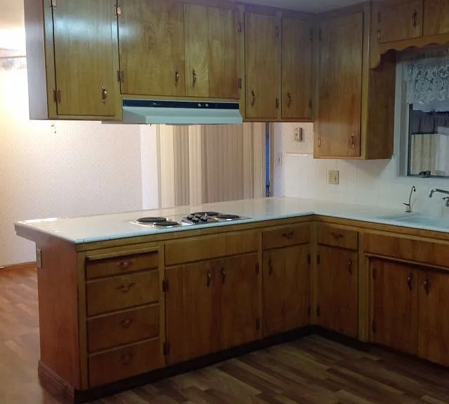 2120 Edmart St — Photo 4
