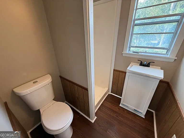 412 Roberson St — Photo 54