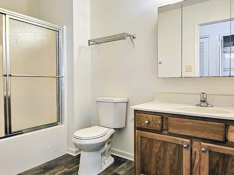 680 Wallingford Rd #106 — Photo 11