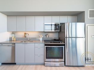 2208 N Washtenaw Ave #A1003, Chicago, IL 60647