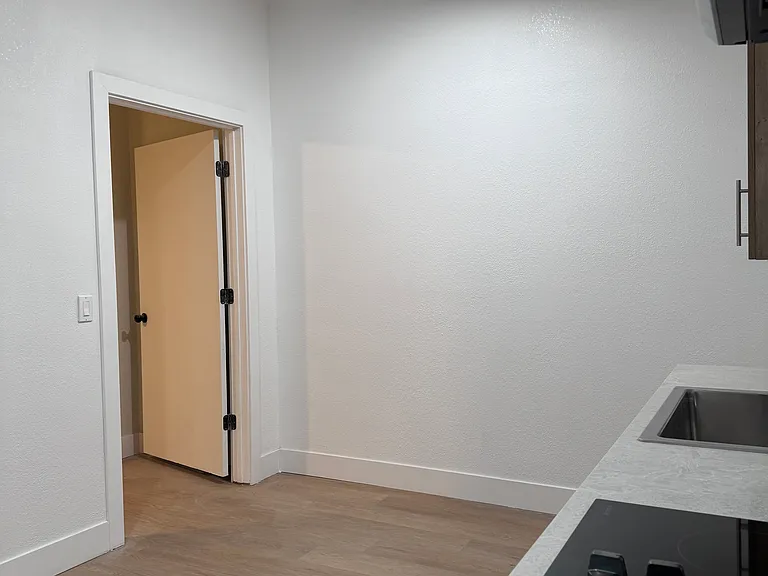 1591 Oleander Ave #1 — Photo 16