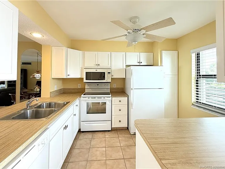 1950 SW Palm City Rd #2205 — Photo 1