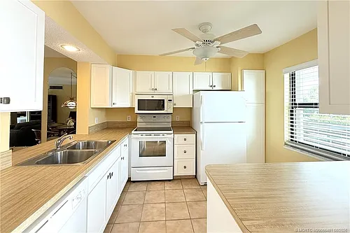 1950 SW Palm City Rd #2205 Photo 1