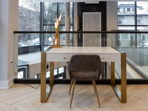 6025 Blvd East image 14 of 20