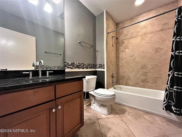 1661 Riverside Ave #412 — Photo 18