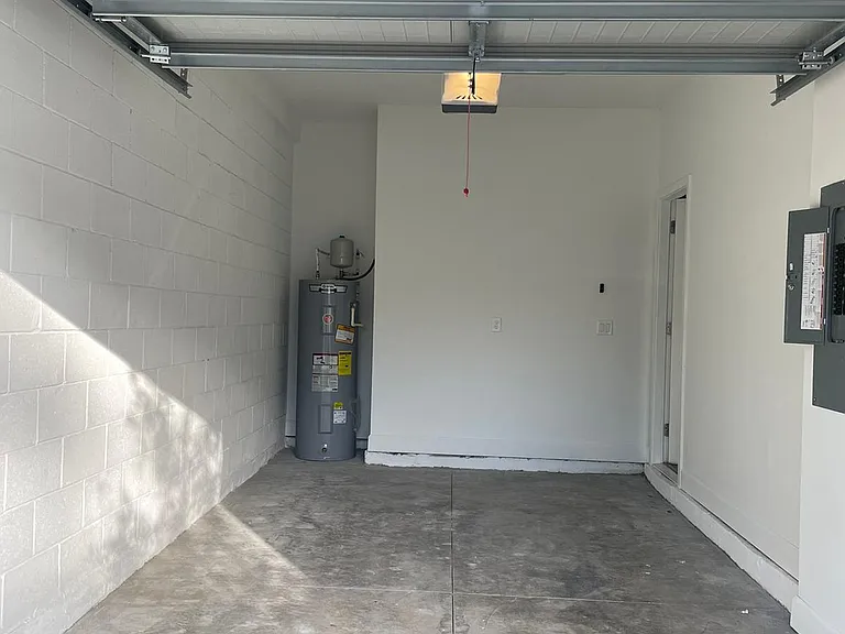 1337 Captiva Cv #8 — Photo 37