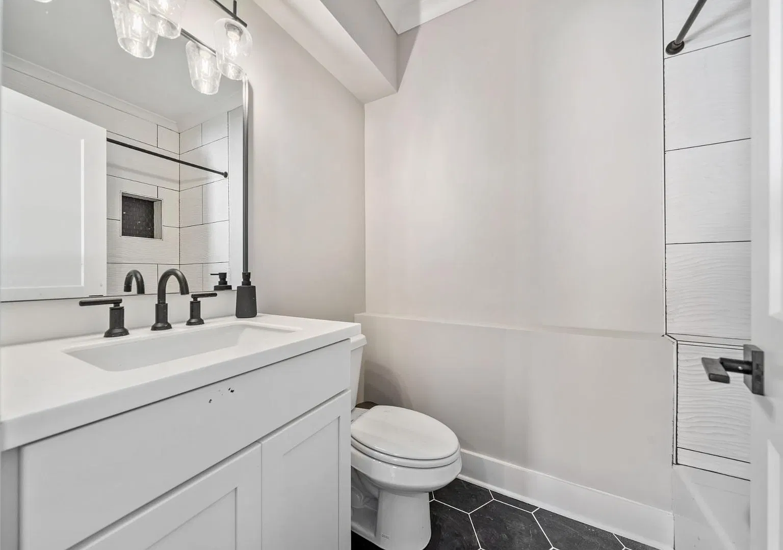 386 Griffin St NW - C2 — Photo 2
