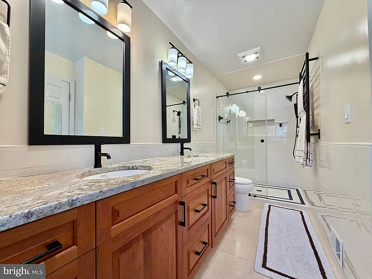 7911 Yancey Dr — Photo 24