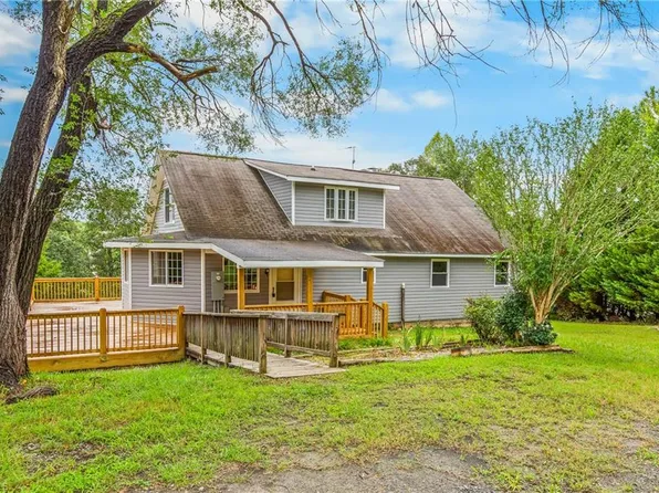 2018 East Rd, Walnut Cove, NC 27052