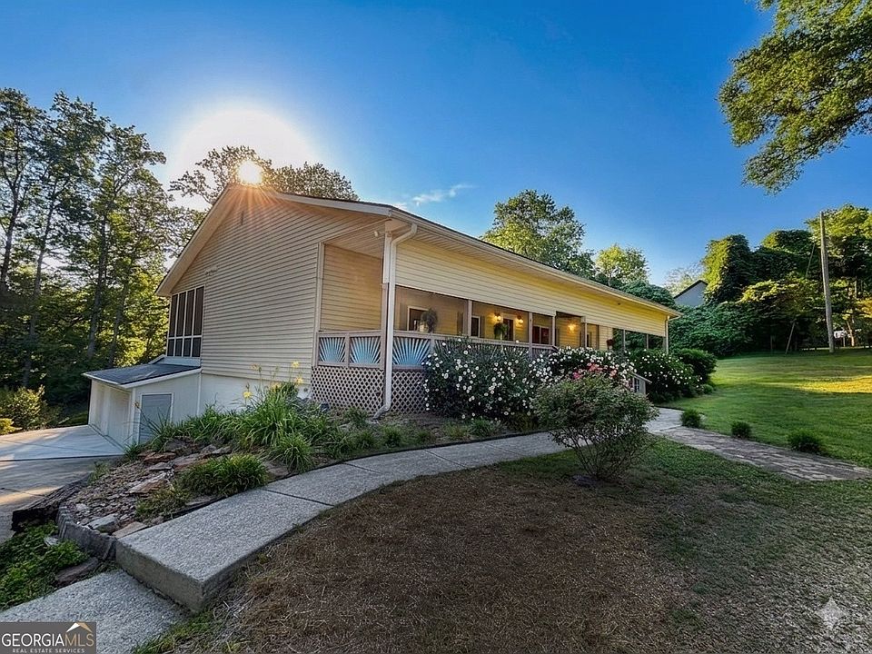 1st image of 817 Brookside Dr