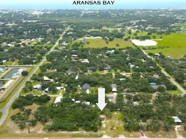2234 State Highway 35 Byp, Rockport, TX 78382
