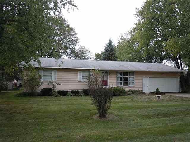 1st image of 338 Henry Dr