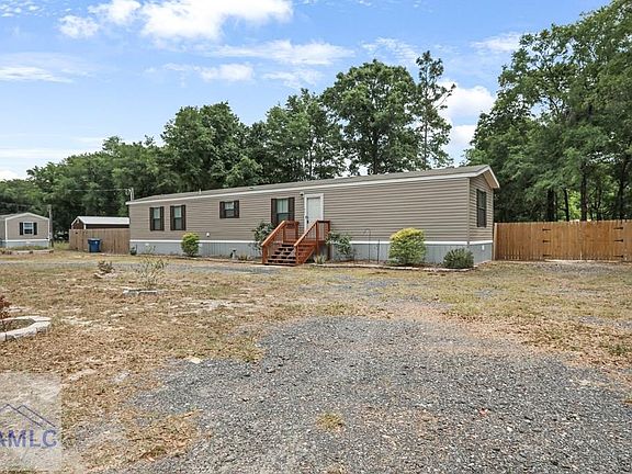 3rd image of 98 Compass Rd