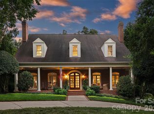 2115 Foxcroft Woods Ln, Charlotte, NC 28211