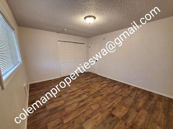 5th image of 3000 Borst Ave APT 8
