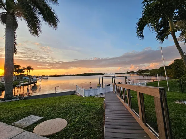 226 SW Cabana Point Circle, Stuart, FL 34994