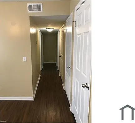 7580 La Fontaine Dr #B — Photo 6