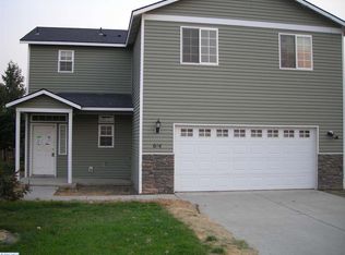 614 Arteaga Cir, Grandview, WA 98930