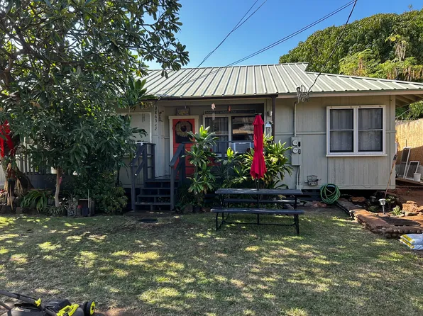9865 Kahakai Rd #C2, Waimea, HI 96796