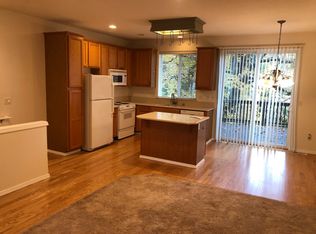 20237 Hoodview Ave, West Linn, OR 97068