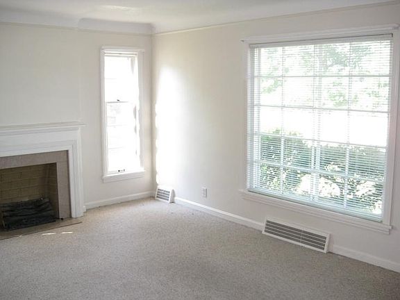 2nd image of 3197 Rocky River Dr