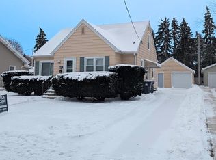 529 Fairview Ave, Neenah, WI 54956