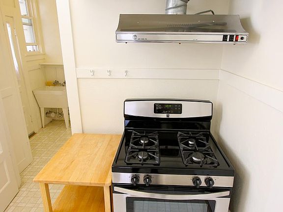 3rd image of 433 21st Ave