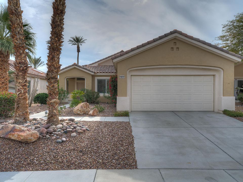 2nd image of 78235 Estancia Dr