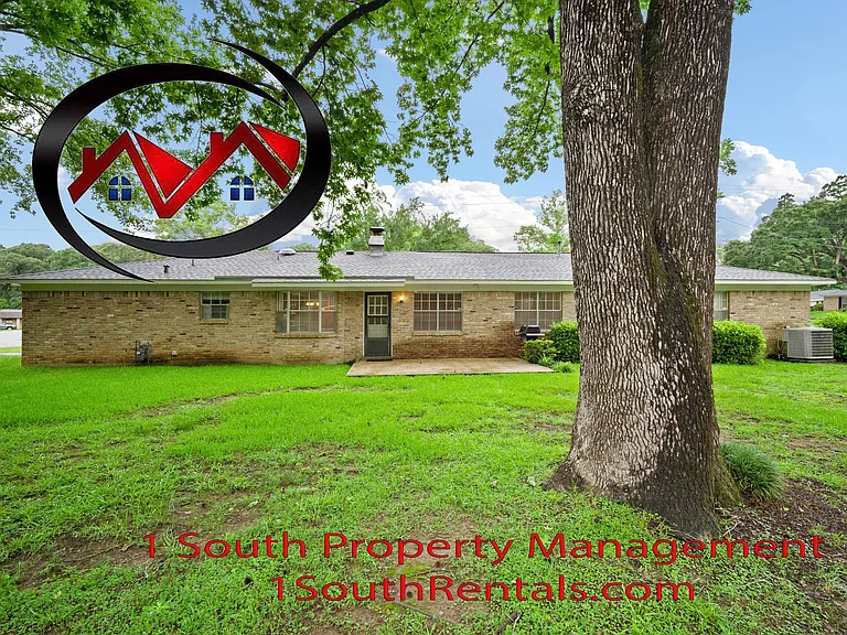 2205 Woodhillcrest Dr — Photo 22