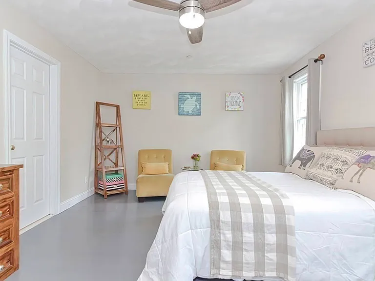 39 Curve St — Photo 15