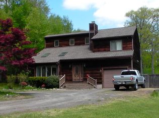 130 Burwell Rd, New Hartford, CT 06057