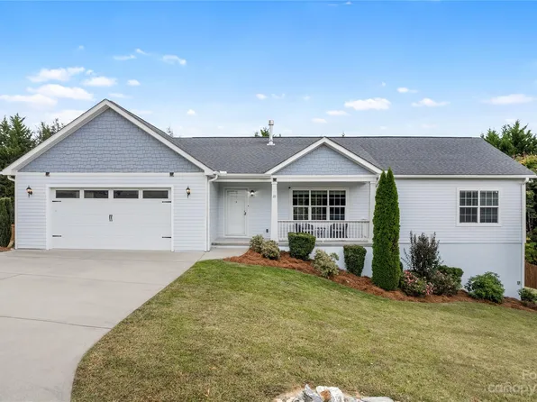 22 Silver Lining Way, Hendersonville, NC 28792