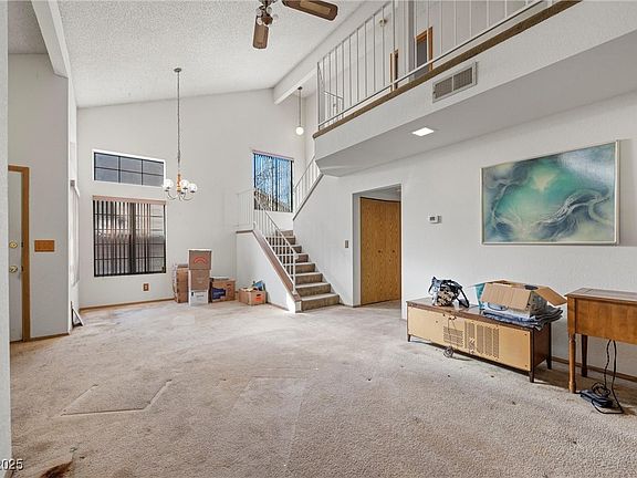 3rd image of 3883 Steinbeck Dr