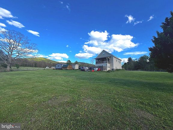 4th image of 83 Hardwood Dr