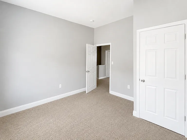 4903 Queensberry Ave — Photo 23